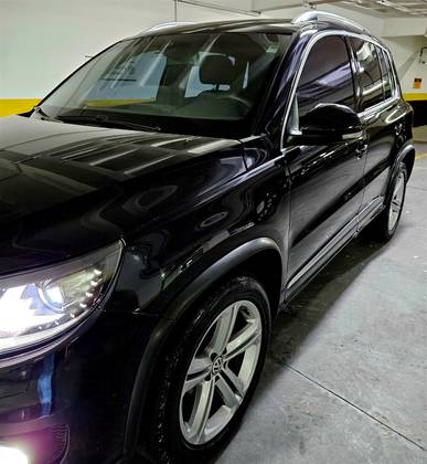 VOLKSWAGEN TIGUAN 2.0 TSI R-LINE 16V TURBO GASOLINA 4P TIPTRONIC VOLKSWAGEN TIGUAN 2.0 TSI R-LINE 16V TURBO GASOLINA 4P TIPTRONIC